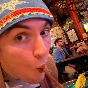 Meet your Posher, Alex